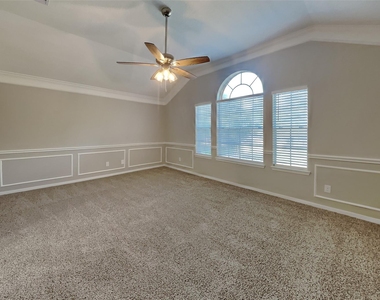 24810 Butterwick Drive - Photo Thumbnail 7