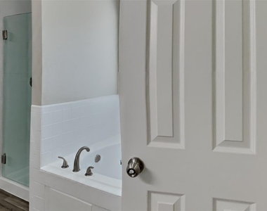 24810 Butterwick Drive - Photo Thumbnail 10