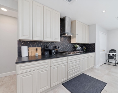 21115 Birchbank Ln - Photo Thumbnail 7