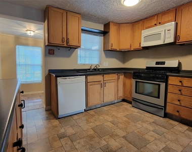4415 Mckinney Street - Photo Thumbnail 5