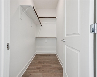 1607 Roy Street - Photo Thumbnail 41