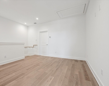 1607 Roy Street - Photo Thumbnail 29