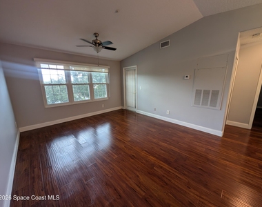 7667 N Wickham Road - Photo Thumbnail 3