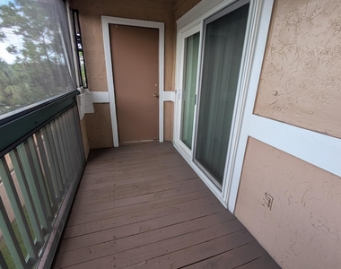 7667 N Wickham Road - Photo Thumbnail 12
