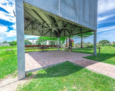 12668 Newbrook Drive - Photo Thumbnail 35