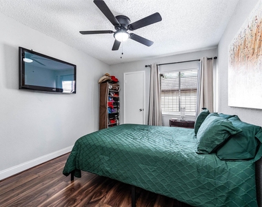 12668 Newbrook Drive - Photo Thumbnail 28