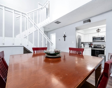 12668 Newbrook Drive - Photo Thumbnail 14