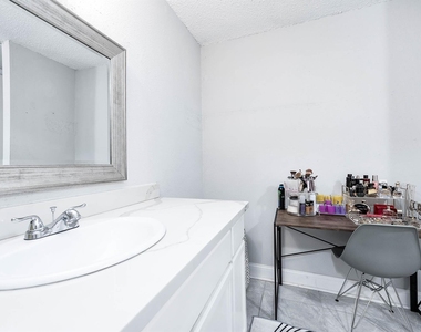 12668 Newbrook Drive - Photo Thumbnail 26