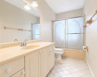 1365 29th Avenue - Photo Thumbnail 12