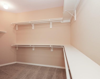 6135 Carver Pines Drive - Photo Thumbnail 20