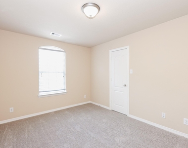 6135 Carver Pines Drive - Photo Thumbnail 25