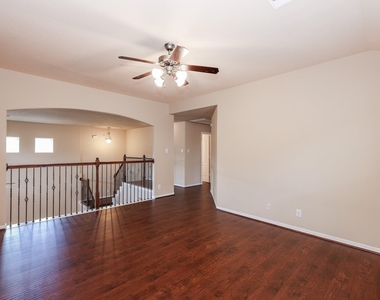 6135 Carver Pines Drive - Photo Thumbnail 21