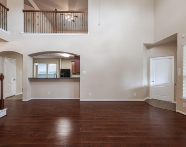 6135 Carver Pines Drive - Photo Thumbnail 8