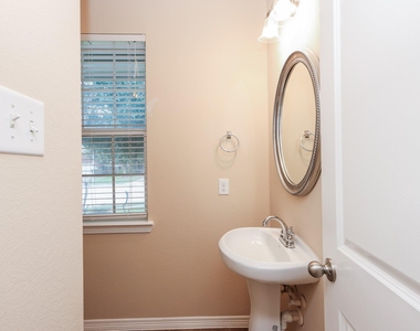 6135 Carver Pines Drive - Photo Thumbnail 28