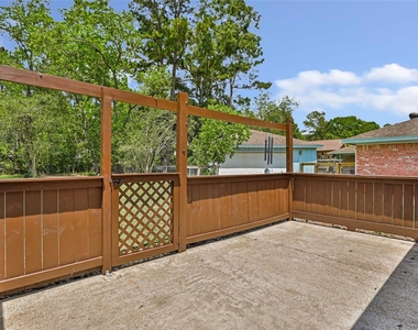 2543 Fountain View Street - Photo Thumbnail 26