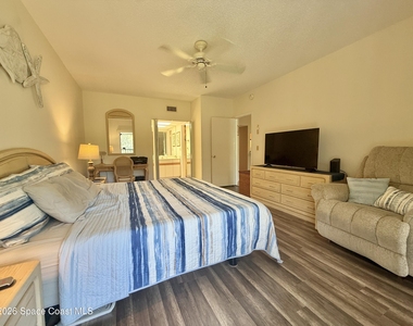 6175 S Mirror Lake Drive - Photo Thumbnail 16