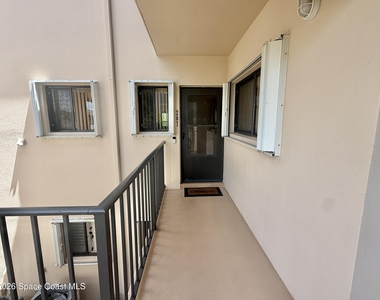 6175 S Mirror Lake Drive - Photo Thumbnail 1