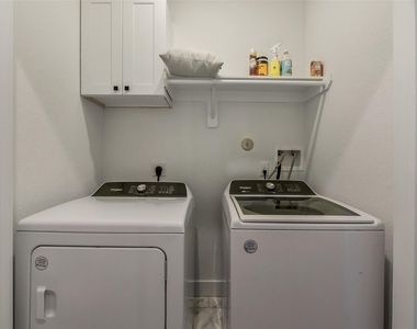 1228 Mcneil Street - Photo Thumbnail 20