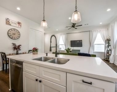 1228 Mcneil Street - Photo Thumbnail 17