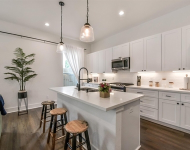 1228 Mcneil Street - Photo Thumbnail 10