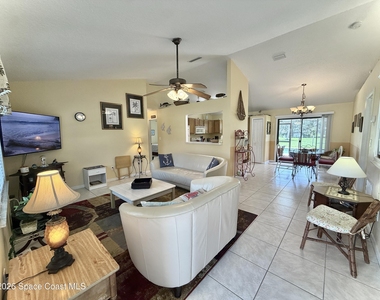 757 Beard Avenue - Photo Thumbnail 4