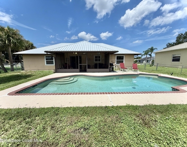 757 Beard Avenue - Photo Thumbnail 23