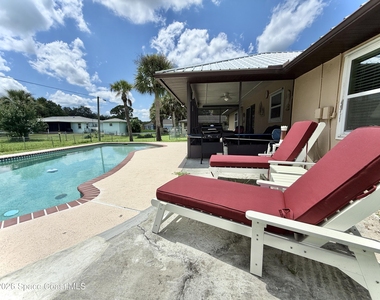 757 Beard Avenue - Photo Thumbnail 22