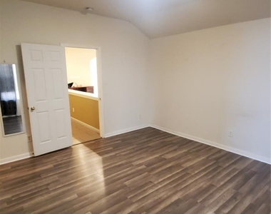 21506 Elm Hurst Lane - Photo Thumbnail 10