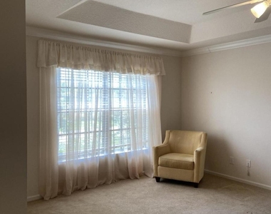 1120 Luminary Circle - Photo Thumbnail 5