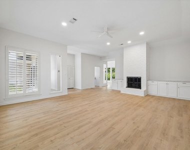 11426 Lakeside Place Dr - Photo Thumbnail 6