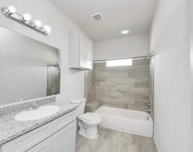 205 Memon Lane - Photo Thumbnail 10