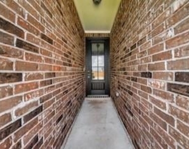 2483 Solaris Bend Dr Drive - Photo Thumbnail 3