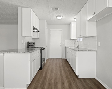 6450 Bazel Brook Drive - Photo Thumbnail 5