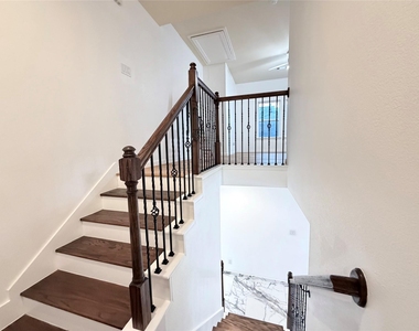 30239 Twisting Springs Drive - Photo Thumbnail 21