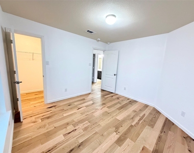30239 Twisting Springs Drive - Photo Thumbnail 31