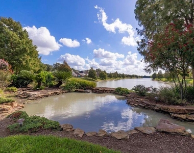 3827 Shady Breeze Drive - Photo Thumbnail 19