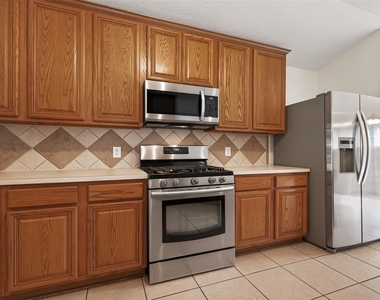 2638 Marquette Trail - Photo Thumbnail 7