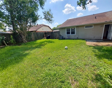 3807 Quiet Place Drive - Photo Thumbnail 45