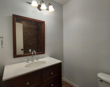 3807 Quiet Place Drive - Photo Thumbnail 22