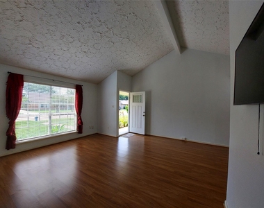 3807 Quiet Place Drive - Photo Thumbnail 28
