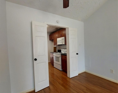 3807 Quiet Place Drive - Photo Thumbnail 33