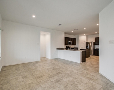 1206 Cattle Chute Court - Photo Thumbnail 25