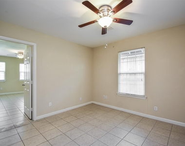 6430 Saxet Street - Photo Thumbnail 16