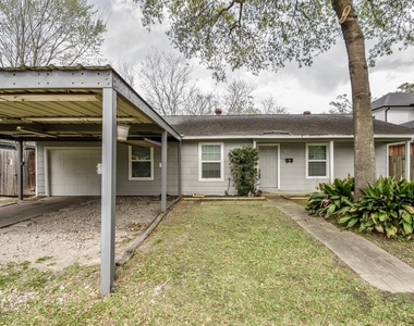 6430 Saxet Street - Photo Thumbnail 1
