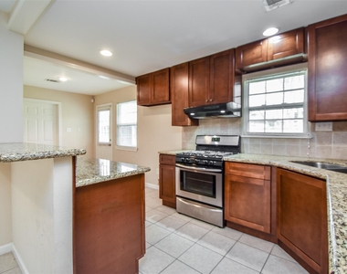 6430 Saxet Street - Photo Thumbnail 9
