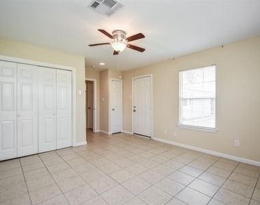 6430 Saxet Street - Photo Thumbnail 27