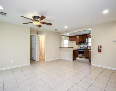 6430 Saxet Street - Photo Thumbnail 7