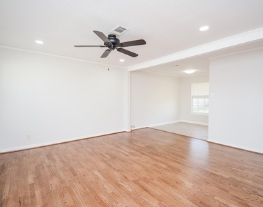 5006 Libbey Lane - Photo Thumbnail 6