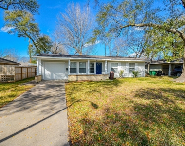 5006 Libbey Lane - Photo Thumbnail 2