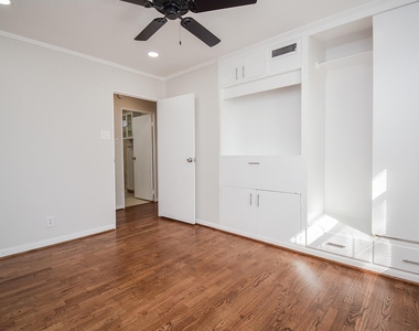 5006 Libbey Lane - Photo Thumbnail 13